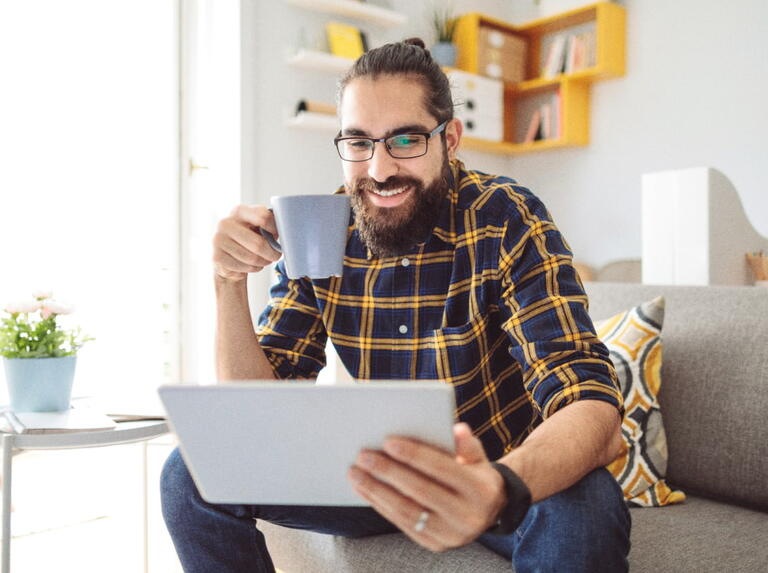 The same invoice, at your fingertips