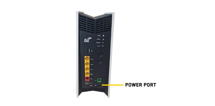 Cobra 5G Xtream Power port 730x360