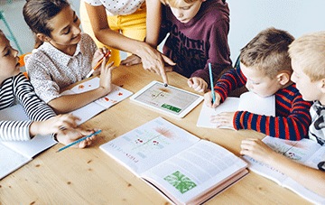 ecole table enfants