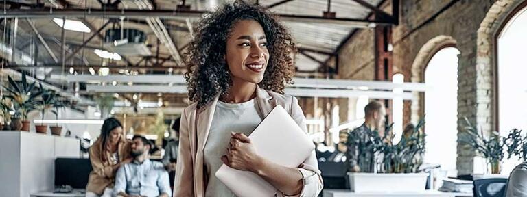 femme entreprise portable 