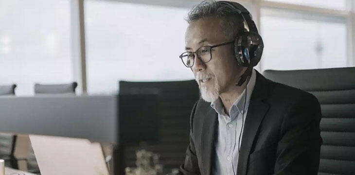 Headphone glasses, businessman