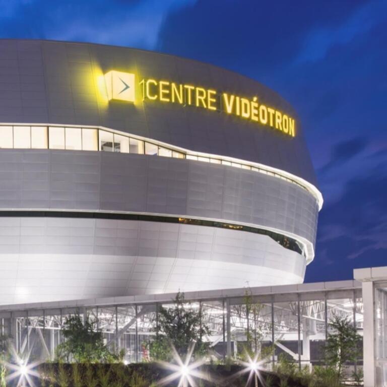 Centre Vidéotron nuit - 1072x1072