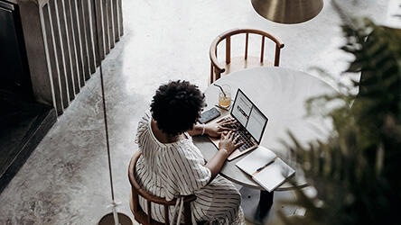 woman work table chair portable