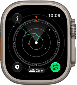 Apple Watch Ultra 4, boîtier en titane, couleur naturel, l’itinéraire de retour est affiché avec les indications de la boussole, côté droit, couronne Digital Crown, bouton latéral surélevé