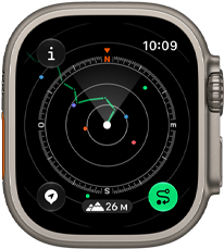 Apple Watch Ultra 4, boîtier en titane, couleur naturel, l’itinéraire de retour est affiché avec les indications de la boussole, côté droit, couronne Digital Crown, bouton latéral surélevé