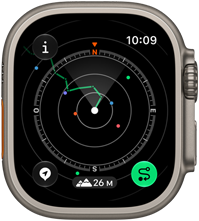 Apple Watch Ultra 4, boîtier en titane, couleur naturel, l’itinéraire de retour est affiché avec les indications de la boussole, côté droit, couronne Digital Crown, bouton latéral surélevé