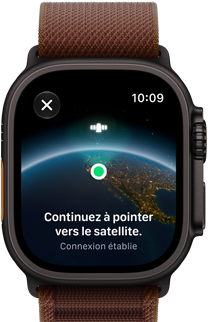 Apple Watch Ultra 4, boîtier en titane, couleur noir, connexion satellite, côté droit, couronne Digital Crown, bouton latéral surélevé, bracelet Alpin, couleur bourgogne