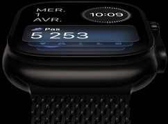 Apple Watch Ultra 4, boîtier en titane, couleur noir, cadran analogique Activité noir et gris, bracelet milanais en titane, couleur noir