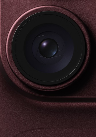 Main camera variable aperture lens featured on iPhone 18 Pro in Burgundy